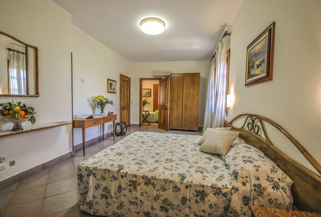 La Gaggia Guest House Piano di Sorrento Room photo